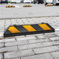 Parkplatzbegrenzung schwarz/gelb LxBxH=555x155x100mm